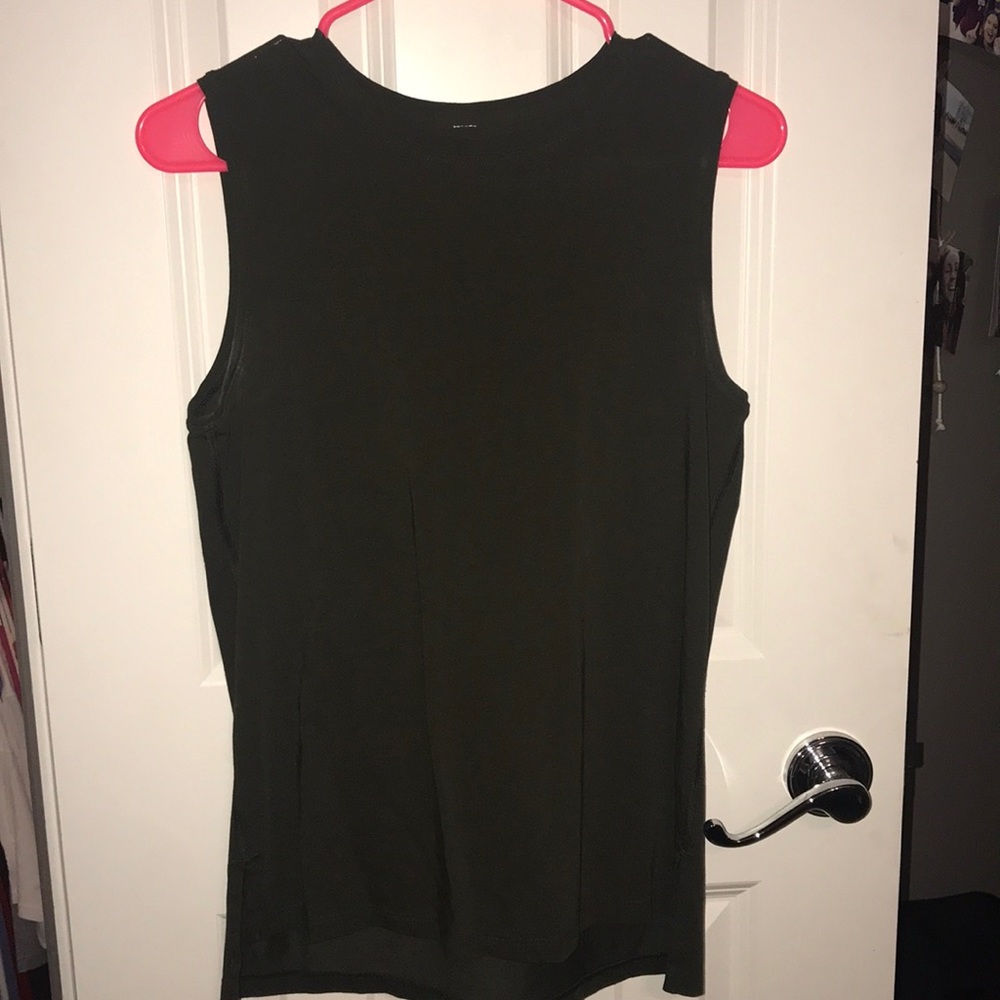 Lululemon tank top